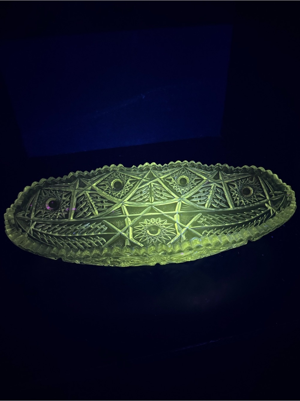 Vintage UV Reactive EAPG Oval/Gondola Celery Dish Star Burst Pattern